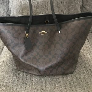 Coach tote